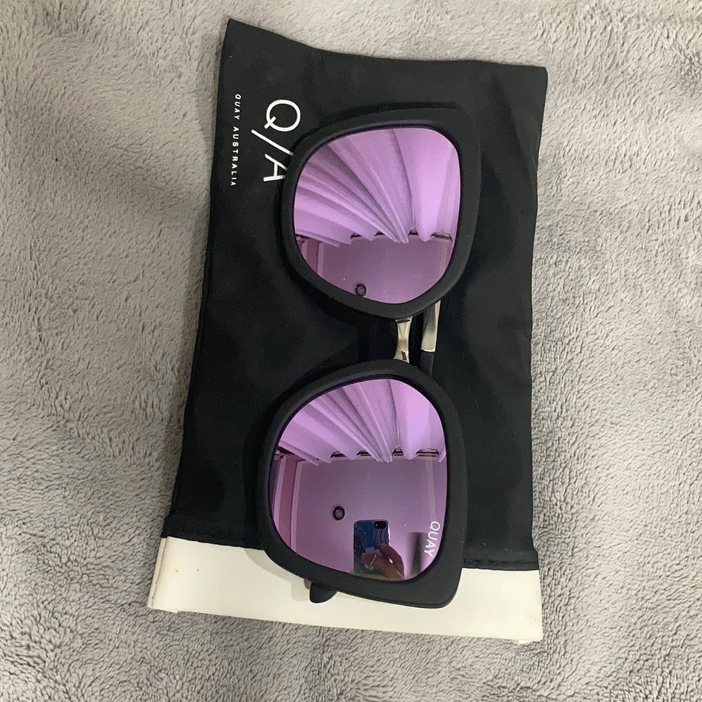 Quay Australia sun glasses